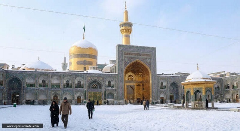 خلوتی حرم امام رضا در زمستان 